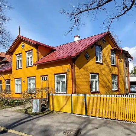Cozy Close To The Apartment *